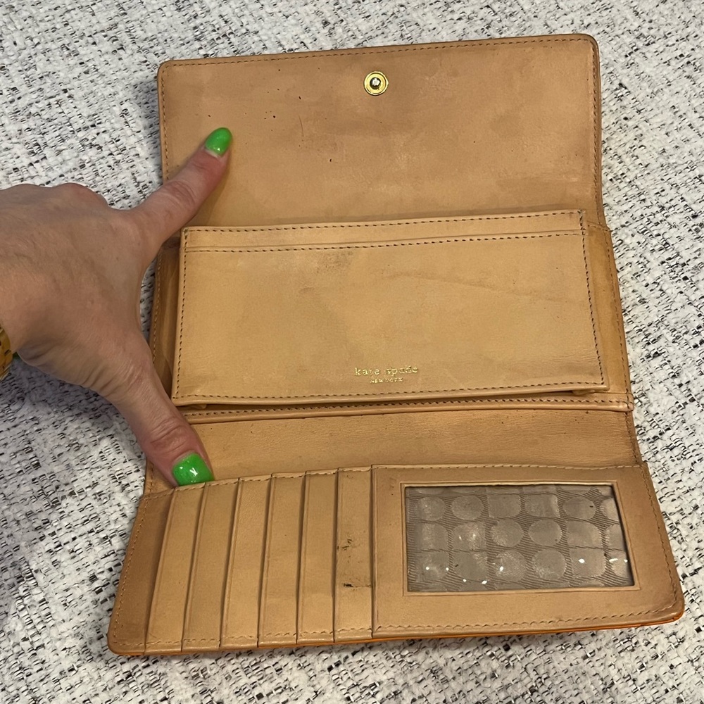 Kate Spade orange leather wallet - Picture 14 of 16